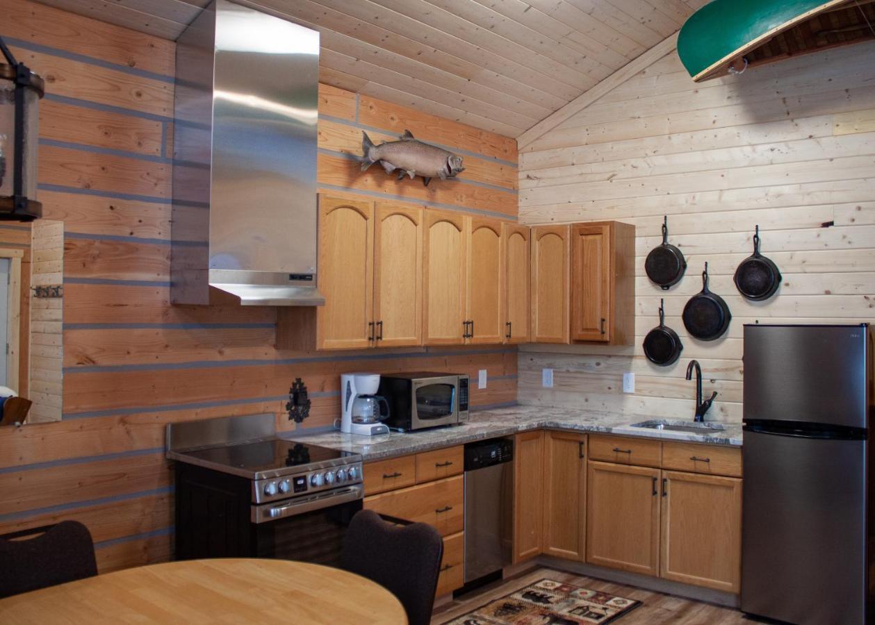 Denali Wild Stay - Moose Cabin, Free Wifi, 2 Private Bedrooms, Sleep 6 Healy Ngoại thất bức ảnh
